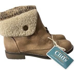 Cliffs by White Mountain Booties Size 6 NWT